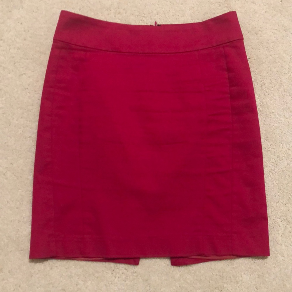 Express dark pink pencil skirt